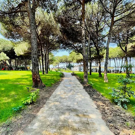 شقة Deluxe Garden At Marea