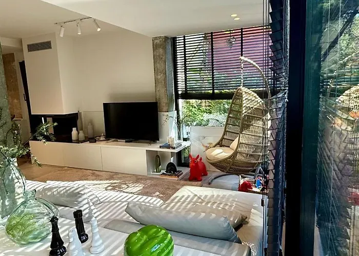 Deluxe Garden At Marea