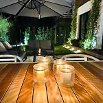 Deluxe Garden At Marea