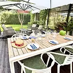 Deluxe Garden At Marea *