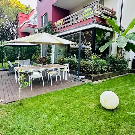 Deluxe Garden At Marea Appartement