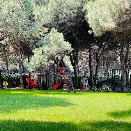 Deluxe Garden At Marea Appartement