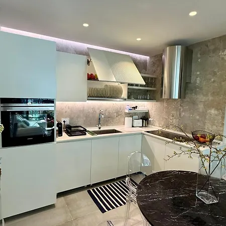 Deluxe Garden At Marea Appartement