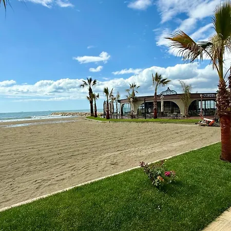 Deluxe Garden At Marea Daire Golem (Tirana)