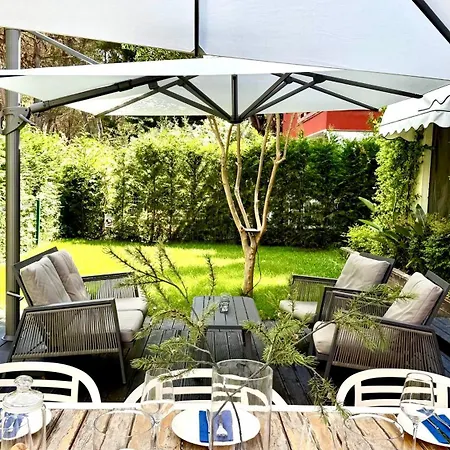 Deluxe Garden At Marea * 골렘