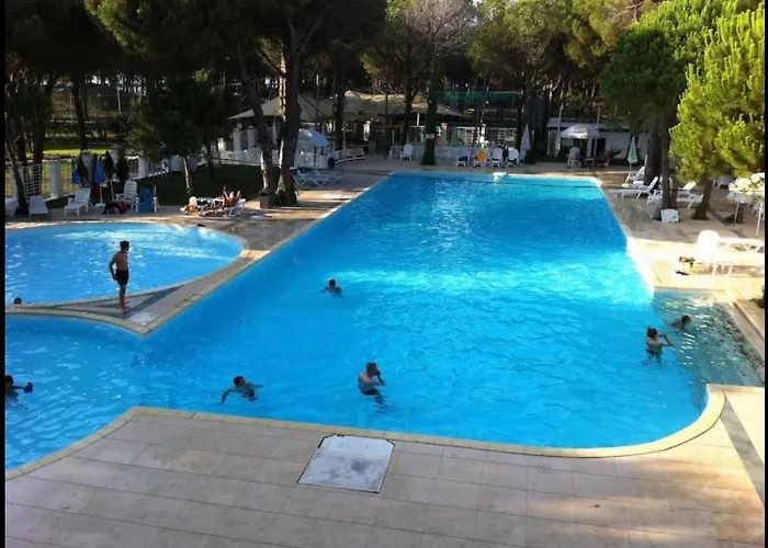 Deluxe Garden At Marea * ゴーレム