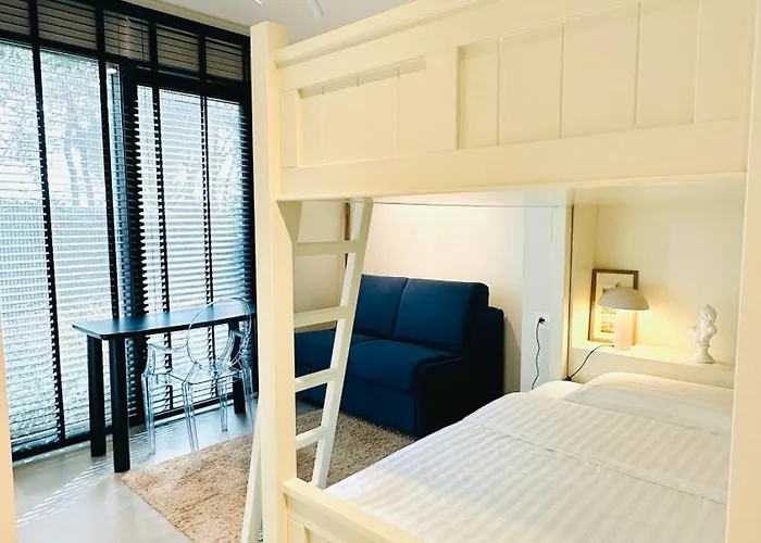 아파트 Deluxe Garden At Marea *