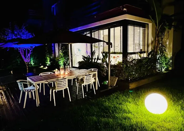 Deluxe Garden At Marea