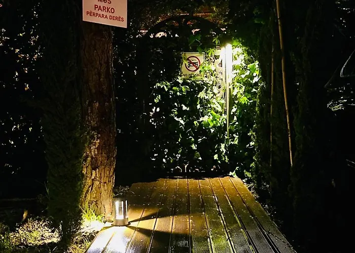 아파트 Deluxe Garden At Marea 골렘