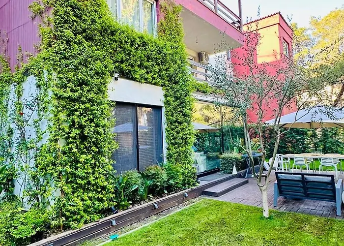 Deluxe Garden At Marea * 골렘